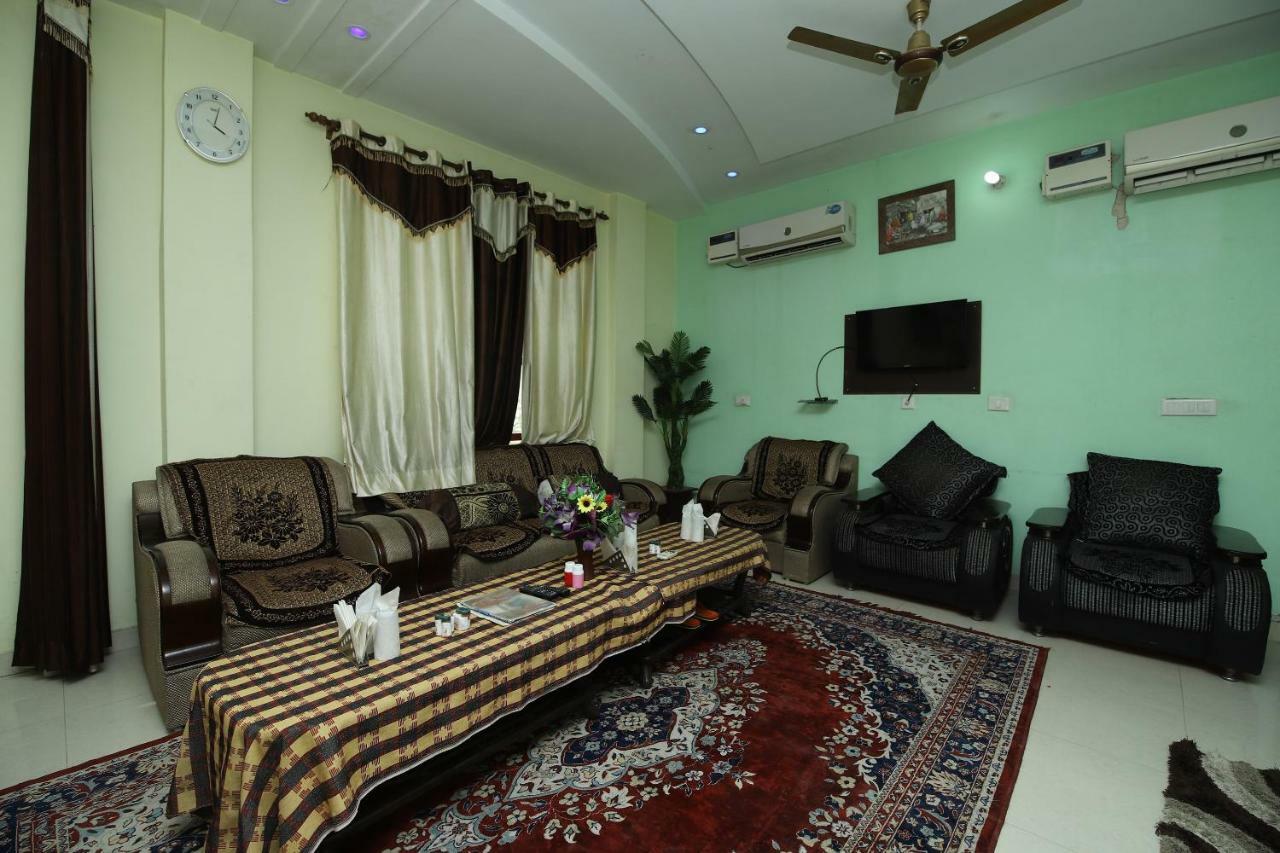 Hotel Deep Palace Jind Εξωτερικό φωτογραφία
